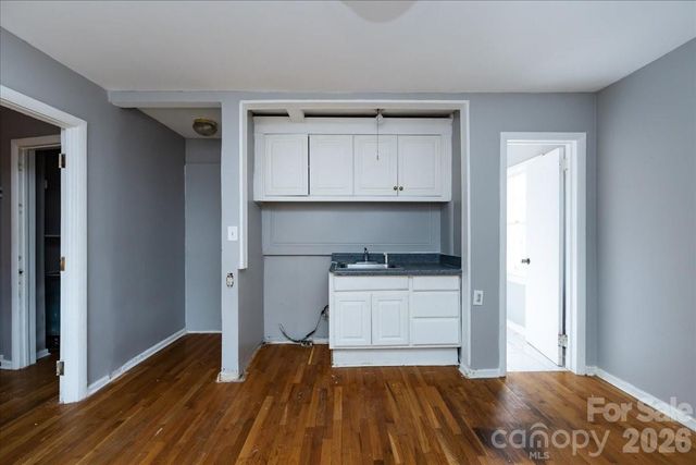 1628 Eastway Drive, Charlotte, NC 28205