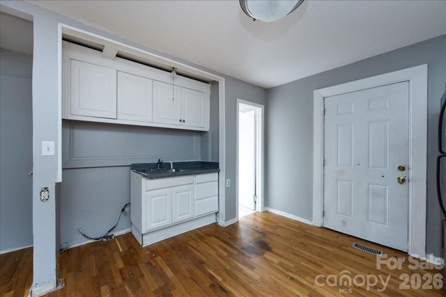 1628 Eastway Drive, Charlotte, NC 28205