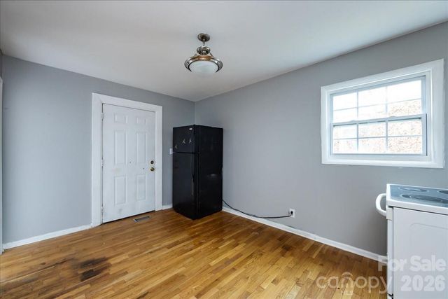 1628 Eastway Drive, Charlotte, NC 28205