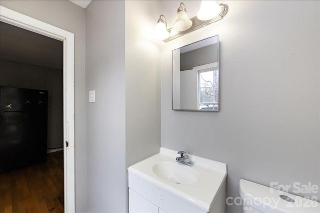 1628 Eastway Drive, Charlotte, NC 28205