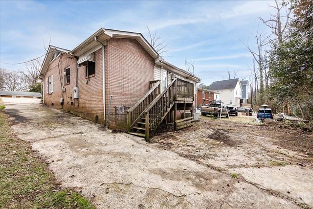 1628 Eastway Drive, Charlotte, NC 28205