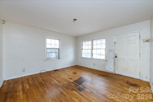 1628 Eastway Drive, Charlotte, NC 28205