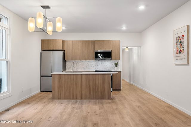 618 E Breckinridge St, Louisville, KY 40203