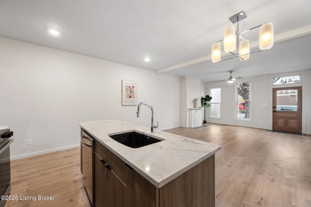 618 E Breckinridge St, Louisville, KY 40203