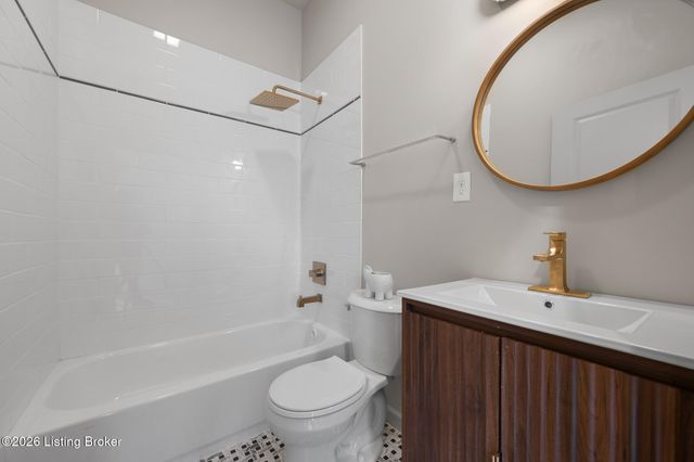 618 E Breckinridge St, Louisville, KY 40203