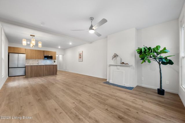 618 E Breckinridge St, Louisville, KY 40203