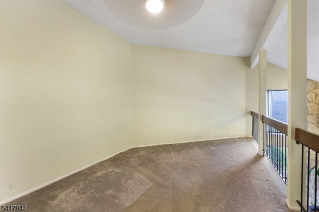 29 Westgate Dr, Edison Twp., NJ 08820