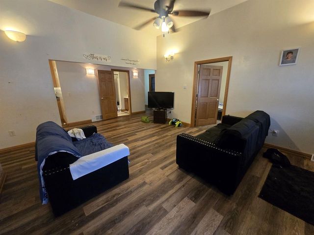 231 E CENTER STREET, Shawano, WI 54166