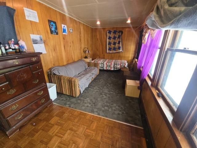 231 E CENTER STREET, Shawano, WI 54166