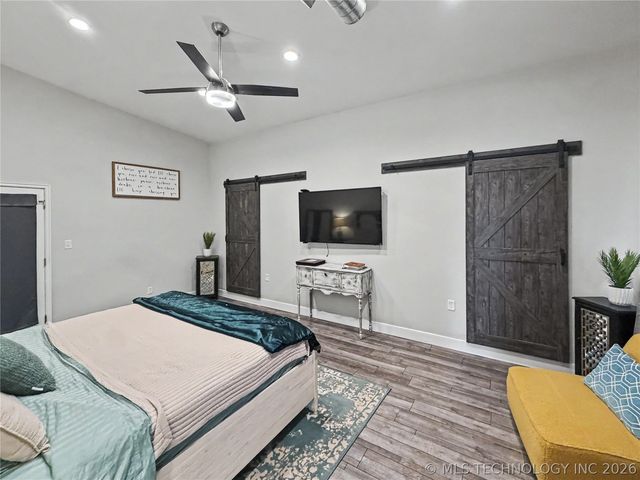 1002 Hillcrest Avenue, Tahlequah, OK 74464