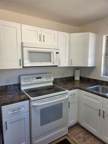 2501 LENNA AVENUE, Seffner, FL 33584