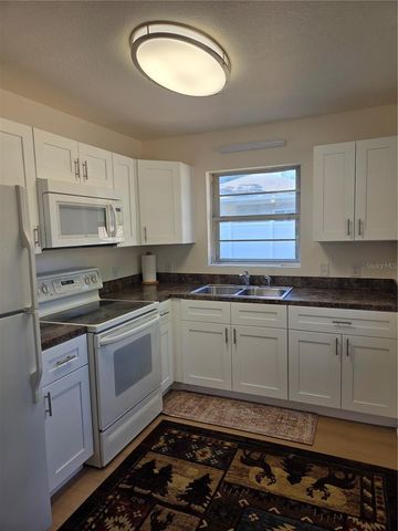 2501 LENNA AVENUE, Seffner, FL 33584