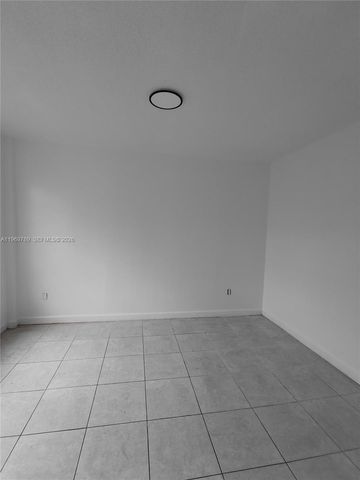 7091 NW 21st Ave, Miami, FL 33147