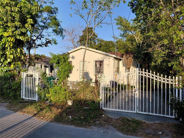 7091 NW 21st Ave, Miami, FL 33147