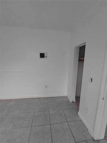 7091 NW 21st Ave, Miami, FL 33147