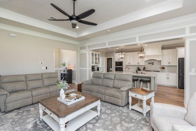 1880 Brenner Boulevard, Lumberton, TX 77657