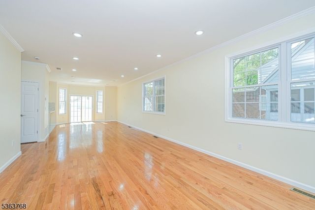 147 Old Bridge Tpke, East Brunswick Twp., NJ 08816