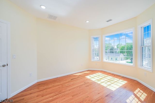 147 Old Bridge Tpke, East Brunswick Twp., NJ 08816