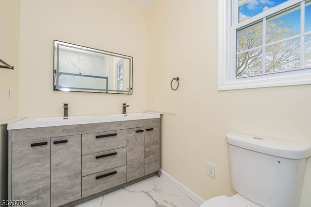 147 Old Bridge Tpke, East Brunswick Twp., NJ 08816