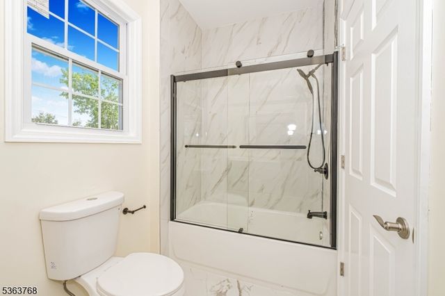 147 Old Bridge Tpke, East Brunswick Twp., NJ 08816