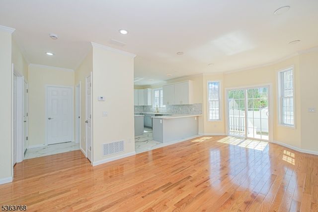 147 Old Bridge Tpke, East Brunswick Twp., NJ 08816