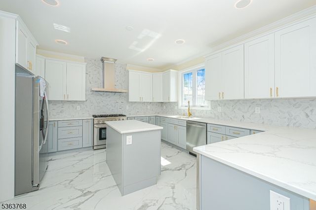 147 Old Bridge Tpke, East Brunswick Twp., NJ 08816