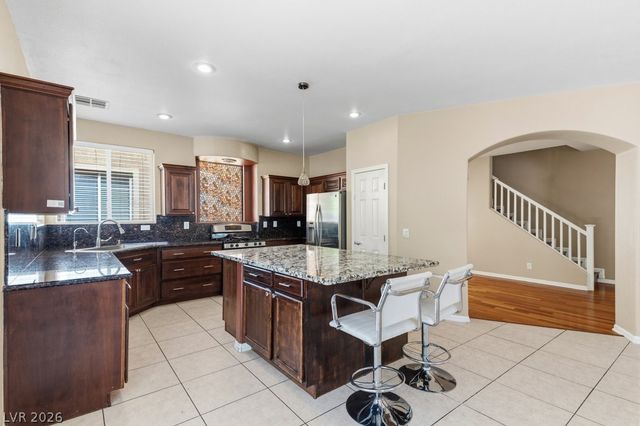 527 Newberry Springs Drive, Las Vegas, NV 89148