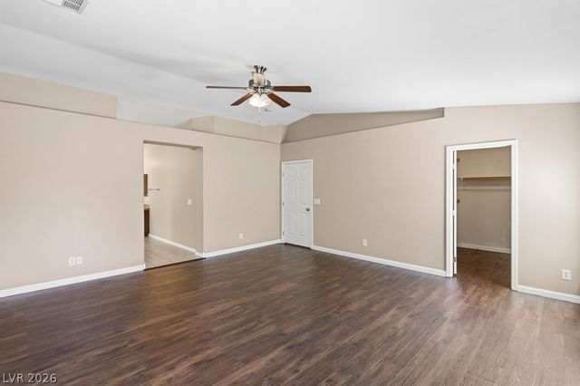 527 Newberry Springs Drive, Las Vegas, NV 89148