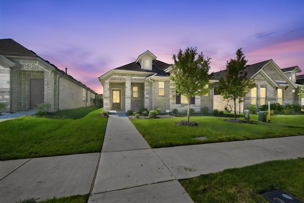 2838 Buttermilk Drive, Midlothian, TX 76065 — exterior