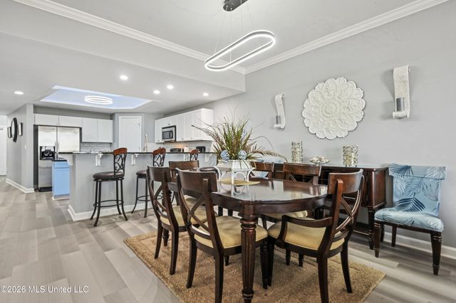1200 Beach Drive, 404, Gulfport, MS 39507