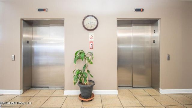 1200 Beach Drive, 404, Gulfport, MS 39507