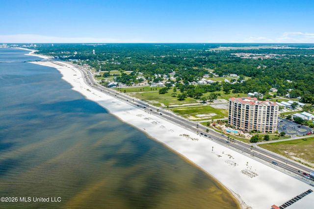 1200 Beach Drive, 404, Gulfport, MS 39507