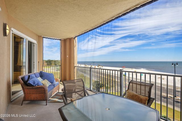 1200 Beach Drive, 404, Gulfport, MS 39507
