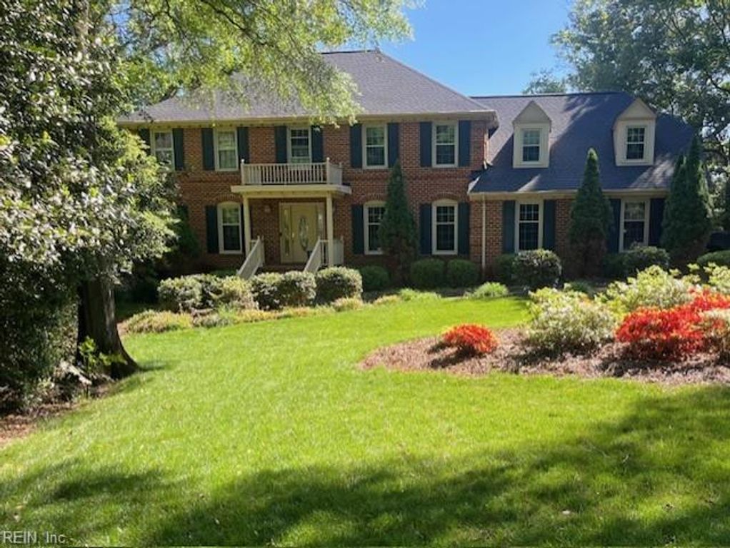 1081 Downshire CHSE, Virginia Beach, VA 23452