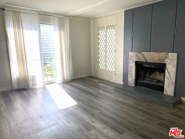 10623 Kinnard Avenue, Los Angeles, CA 90024