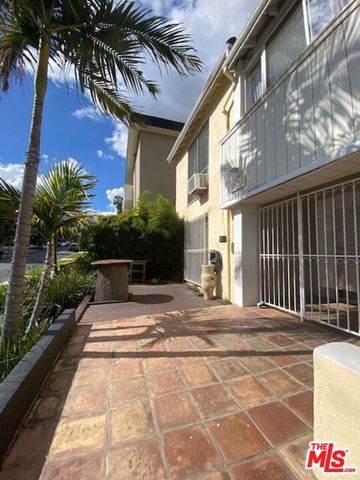 10623 Kinnard Avenue, Los Angeles, CA 90024