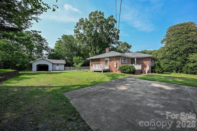 24747 Millingport Road, Locust, NC 28097