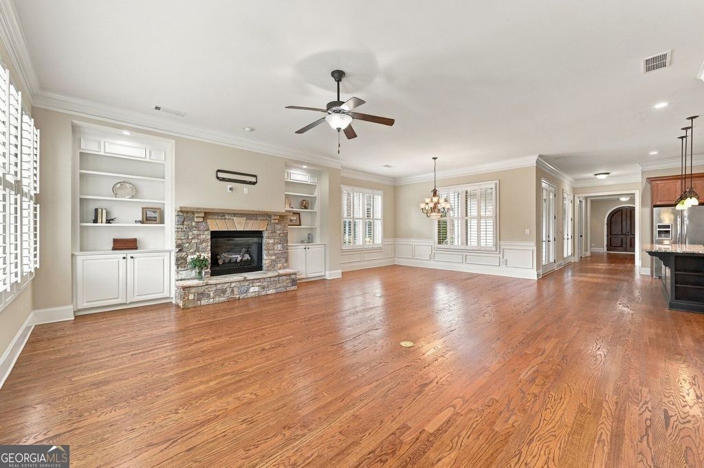 318 Lakeside Trace, Canton, GA 30115 — photo 4