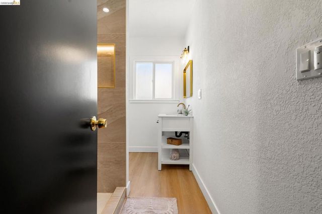 2100 69Th Ave, Oakland, CA 94621