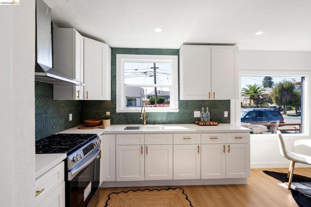 2100 69Th Ave, Oakland, CA 94621