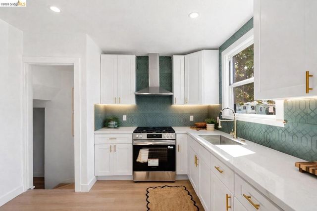 2100 69Th Ave, Oakland, CA 94621