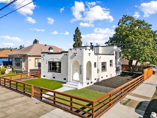 2100 69Th Ave, Oakland, CA 94621