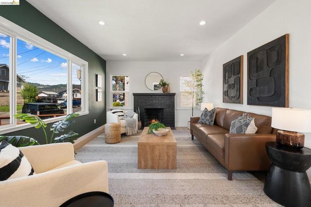 2100 69Th Ave, Oakland, CA 94621