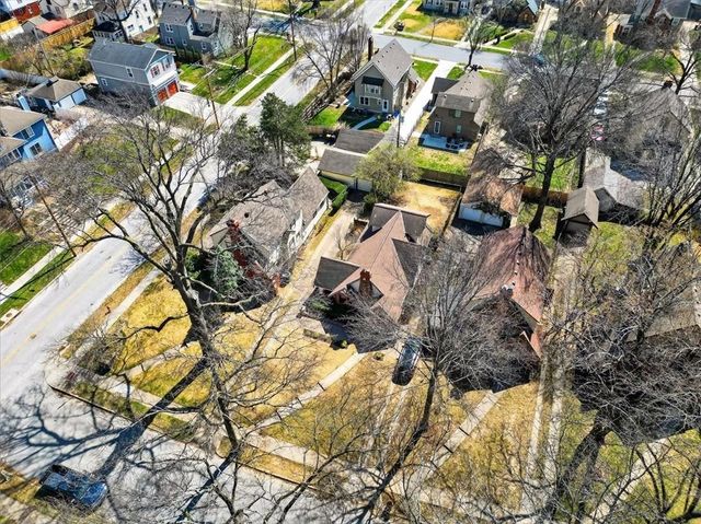 243 E 72nd Terrace, Kansas City, MO 64114