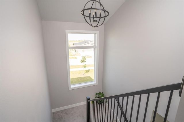 3217 Lakeview Drive SE, Altoona, IA 50009