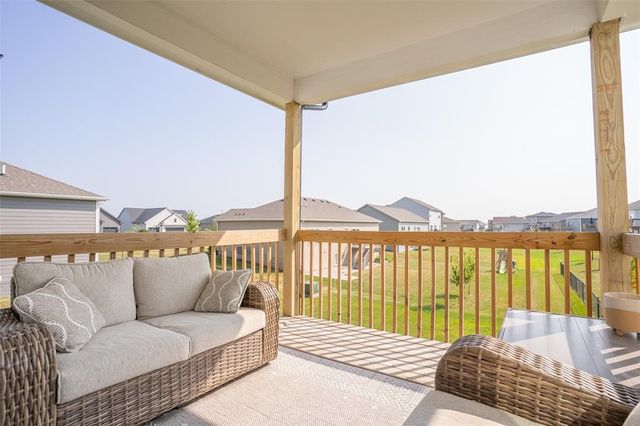 3217 Lakeview Drive SE, Altoona, IA 50009