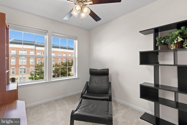 7870 CRESCENT PARK DR, Gainesville, VA 20155