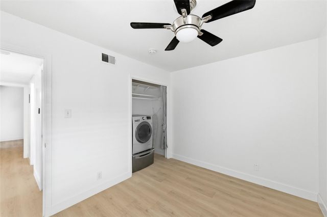 1304 Summit ST 102, Austin, TX 78741