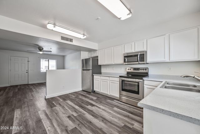 5010 N 22nd Avenue Apt 109, Phoenix, AZ 85015