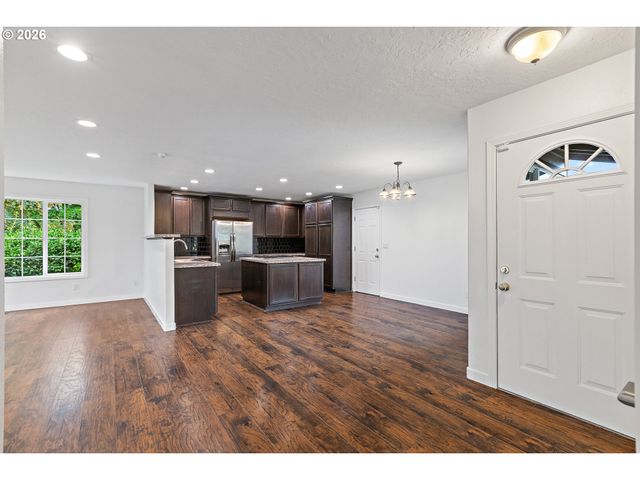 485 Se CENTURION Ave, Gresham, OR 97030